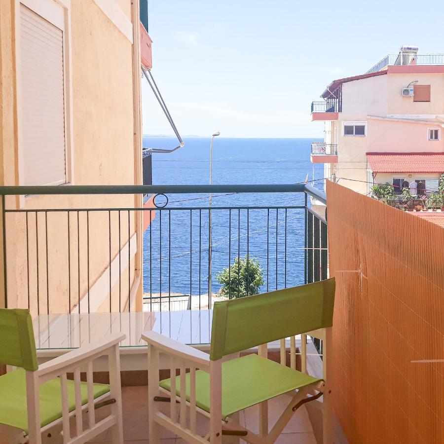 Hotel Sea Breeze Sarandë Exteriör bild
