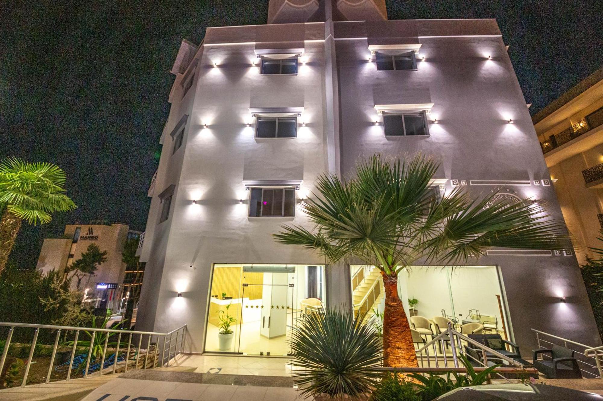 Hotel Sea Breeze Sarandë Exteriör bild